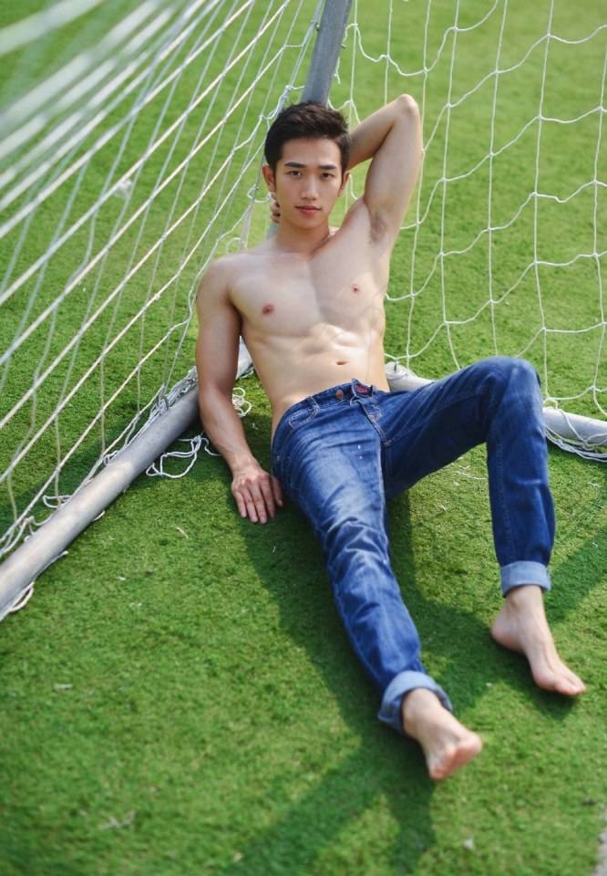 ถอดโชว์เรือนร่าง 2091