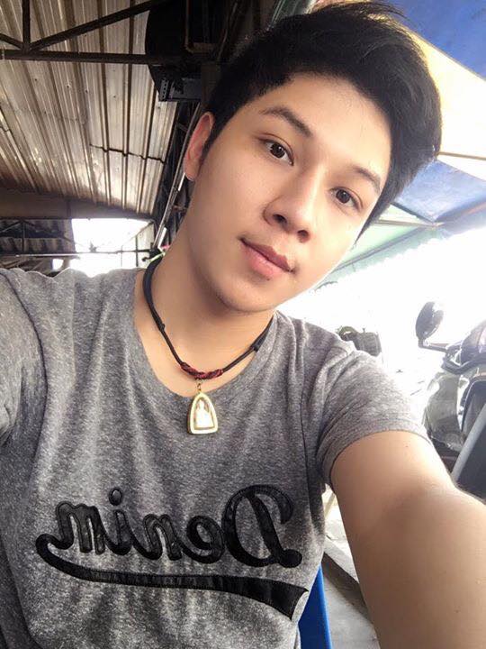 มาร์ค วงศิลป์ หนุ่มหน้าใส แห่ง ศิลปินภูไท