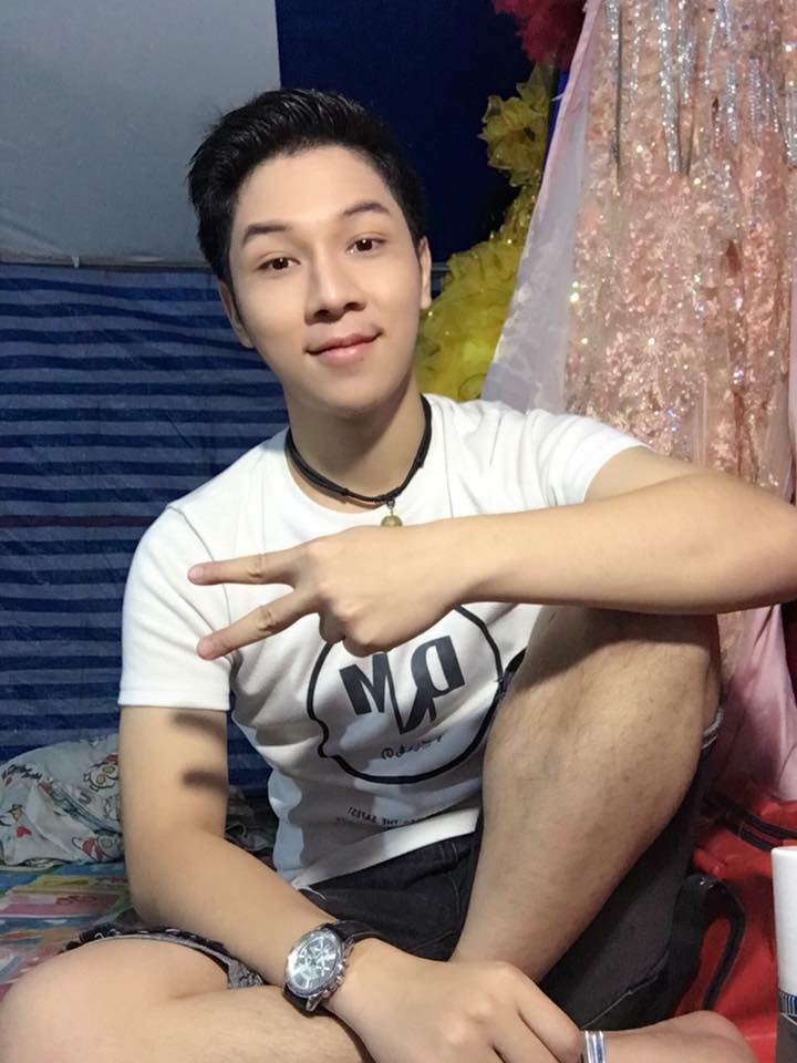 มาร์ค วงศิลป์ หนุ่มหน้าใส แห่ง ศิลปินภูไท