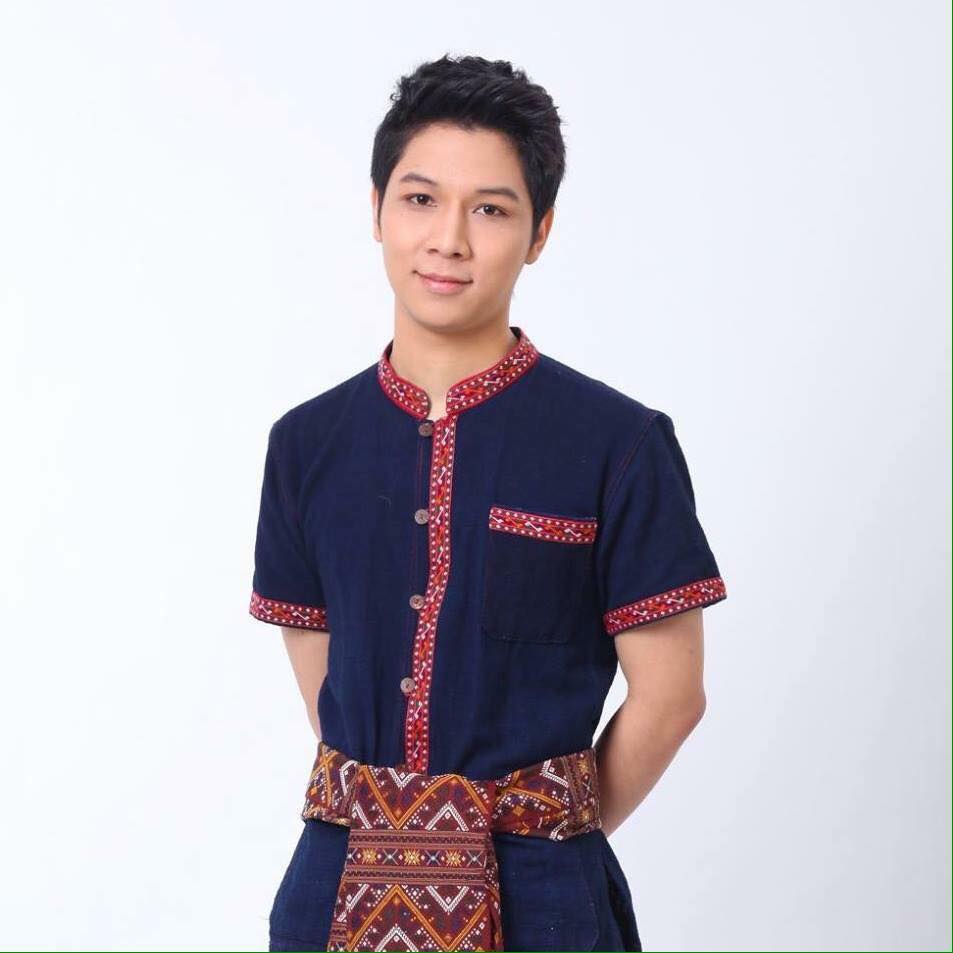 มาร์ค วงศิลป์ หนุ่มหน้าใส แห่ง ศิลปินภูไท