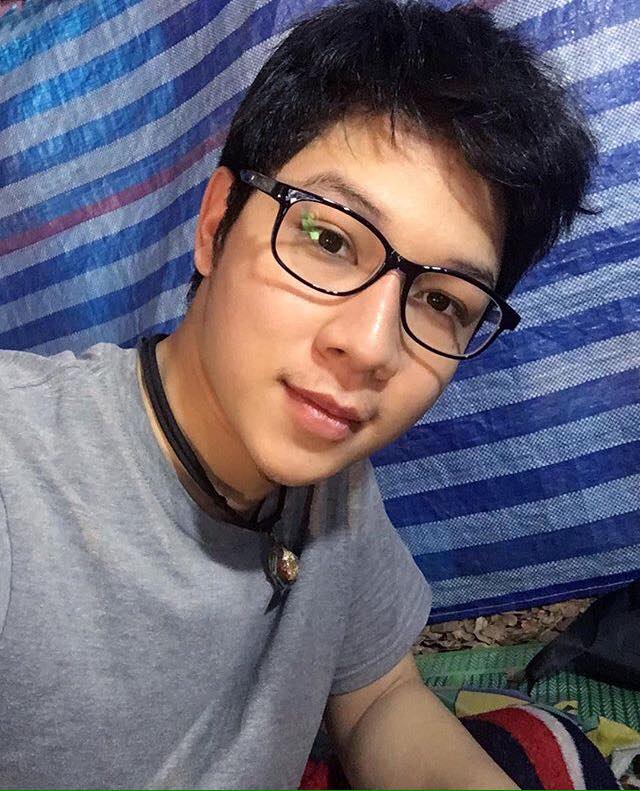 มาร์ค วงศิลป์ หนุ่มหน้าใส แห่ง ศิลปินภูไท