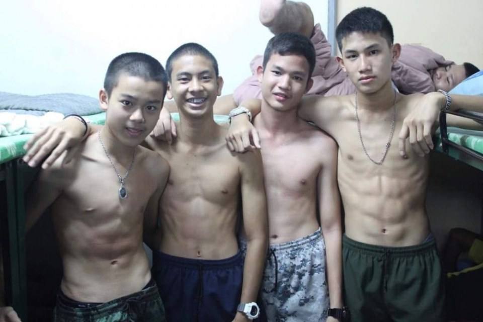 มารุมเราทีเราจะไม่ถอยหนี