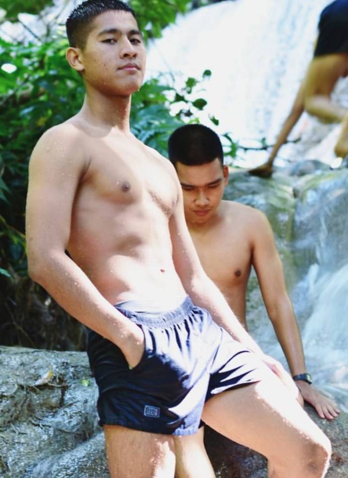 มารุมเราทีเราจะไม่ถอยหนี