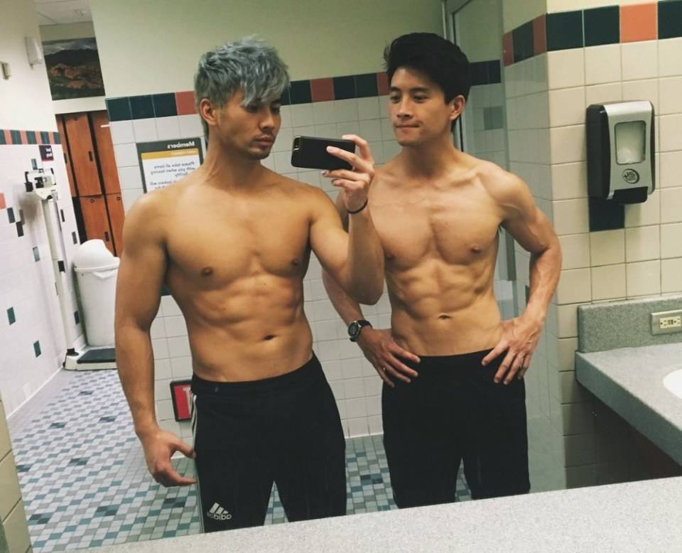 หล่อเข้ม
