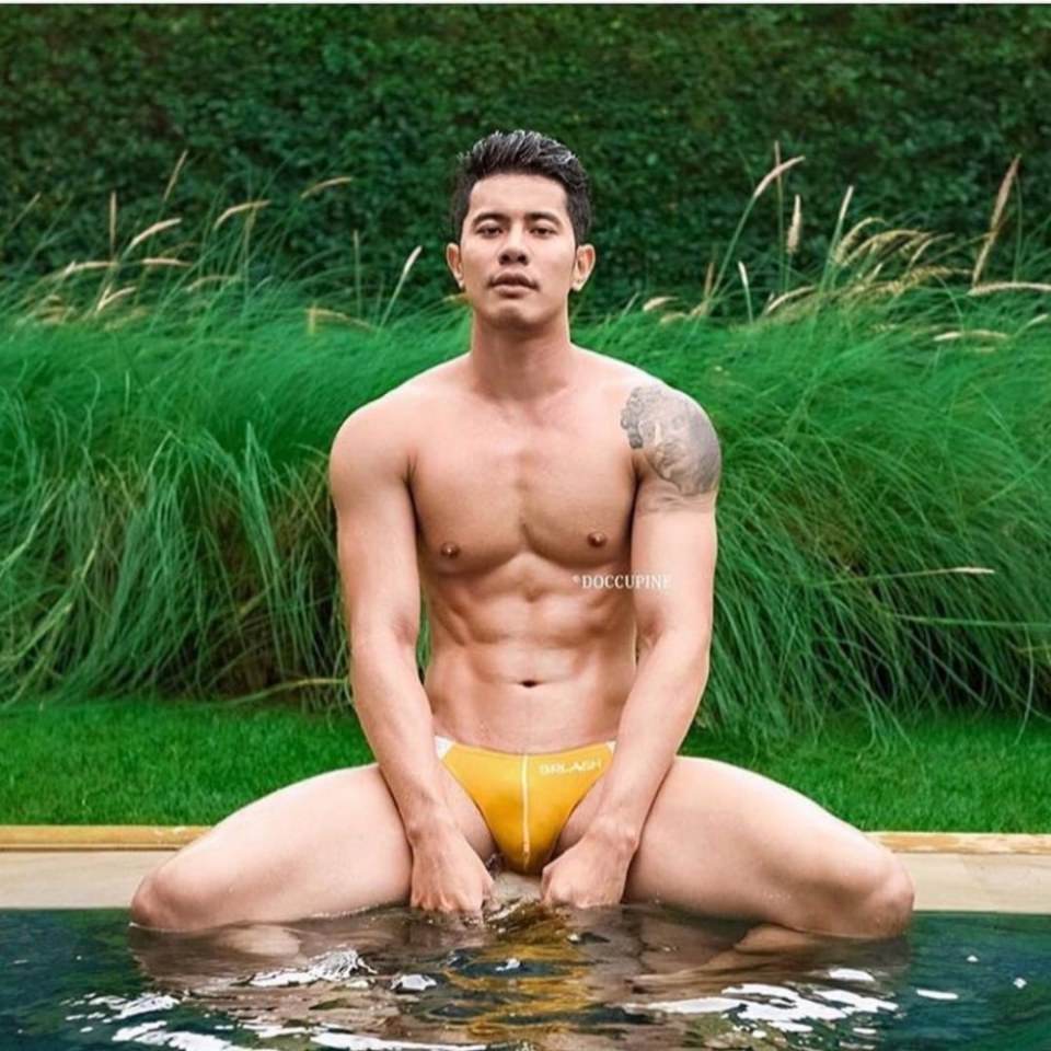 เลียต่อเนื่อง02