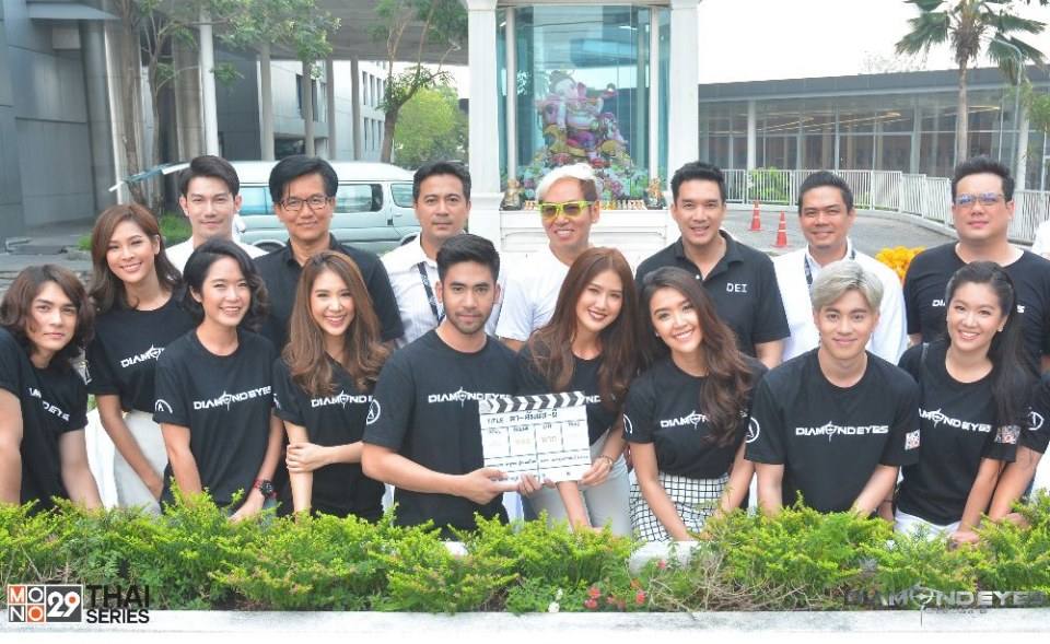 &ldquo;บรู๊ค ดนุพร&rdquo; หวนคืนจอแก้ว นำทีมบวงสรวง ซีรี่ส์ &ldquo;DIAMOND EYES 2 ตา-สัมผัส-ผี&rdquo; ช่อง &ldquo;MONO29&rdquo;