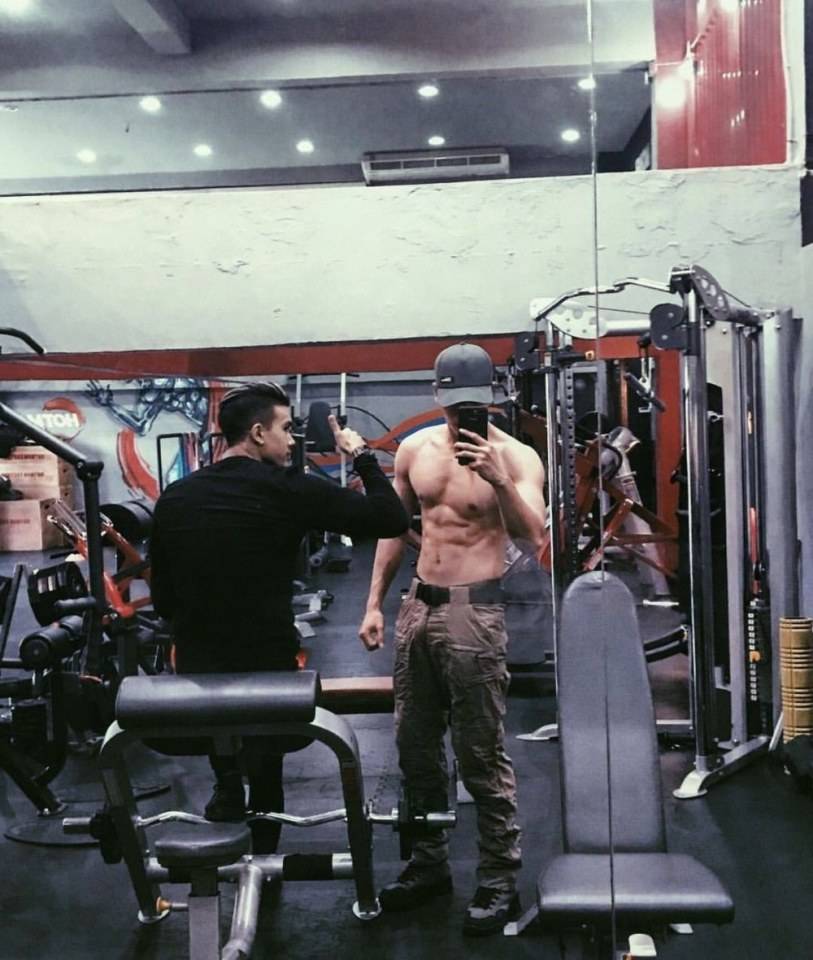 พี่หมื่นทั้ง2 ออข้าทนไม่ไหวแล้ว