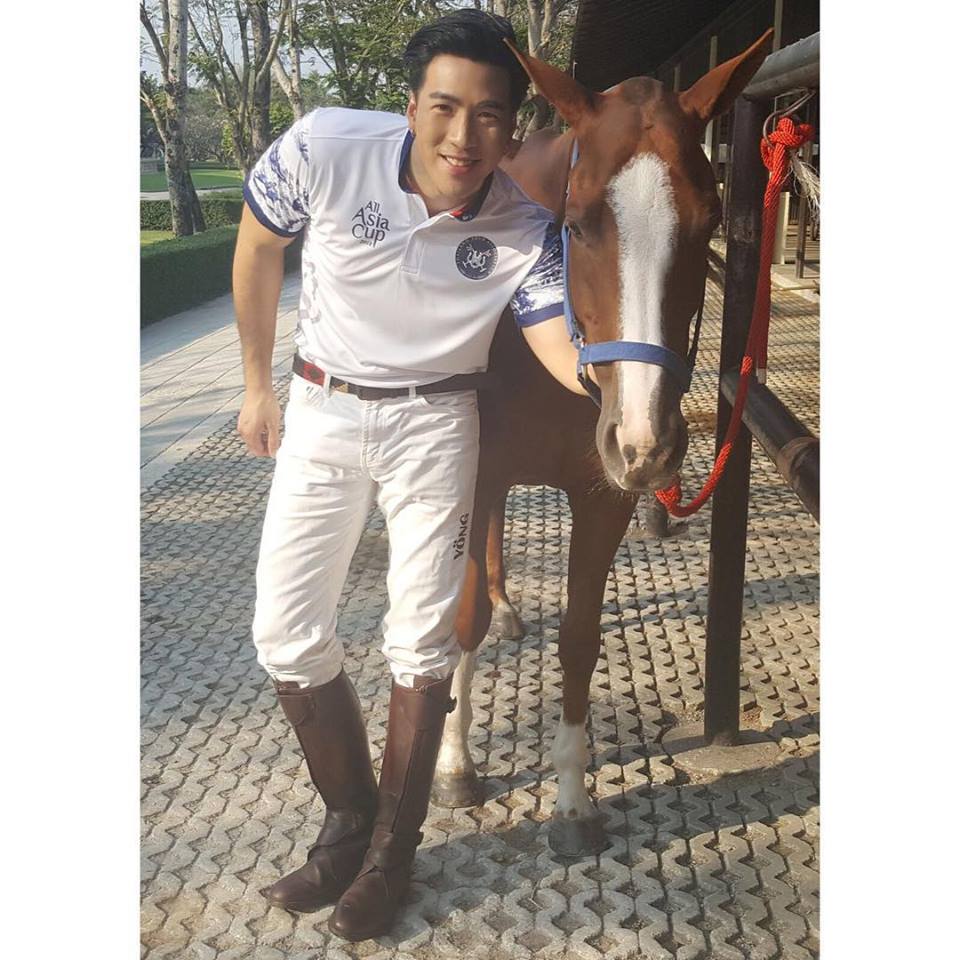 พี่โย่ง ของบ่าวกล้ามแขนหุ่นสูงใหญ่