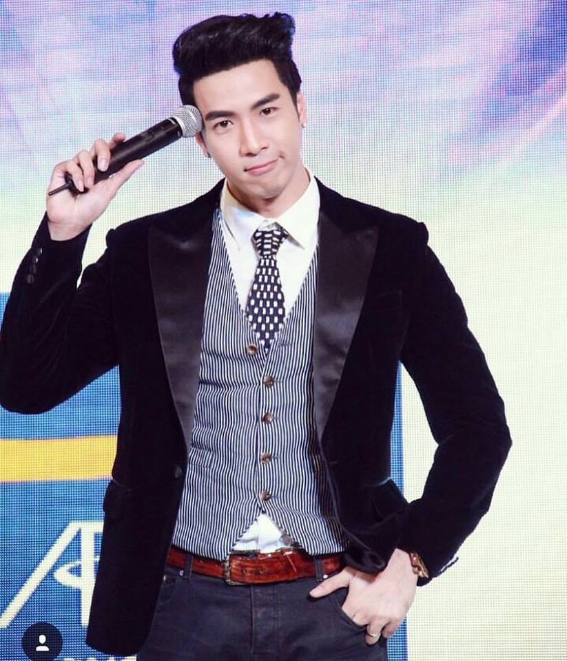 พี่โย่ง ของบ่าวกล้ามแขนหุ่นสูงใหญ่
