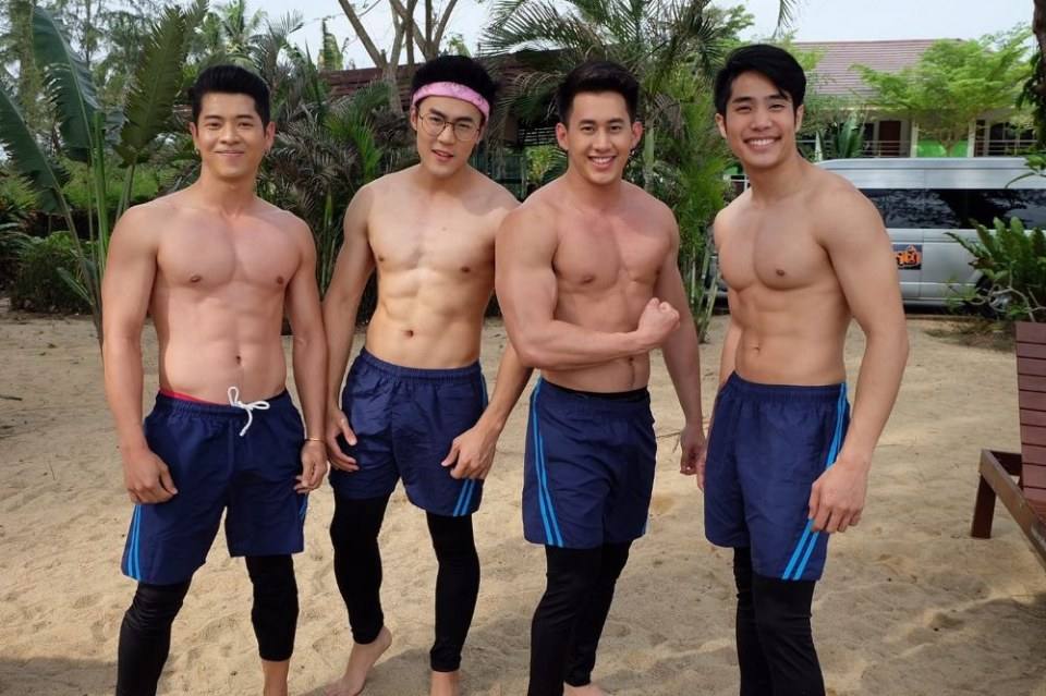 รวมหนุ่มหล่อล่ำ