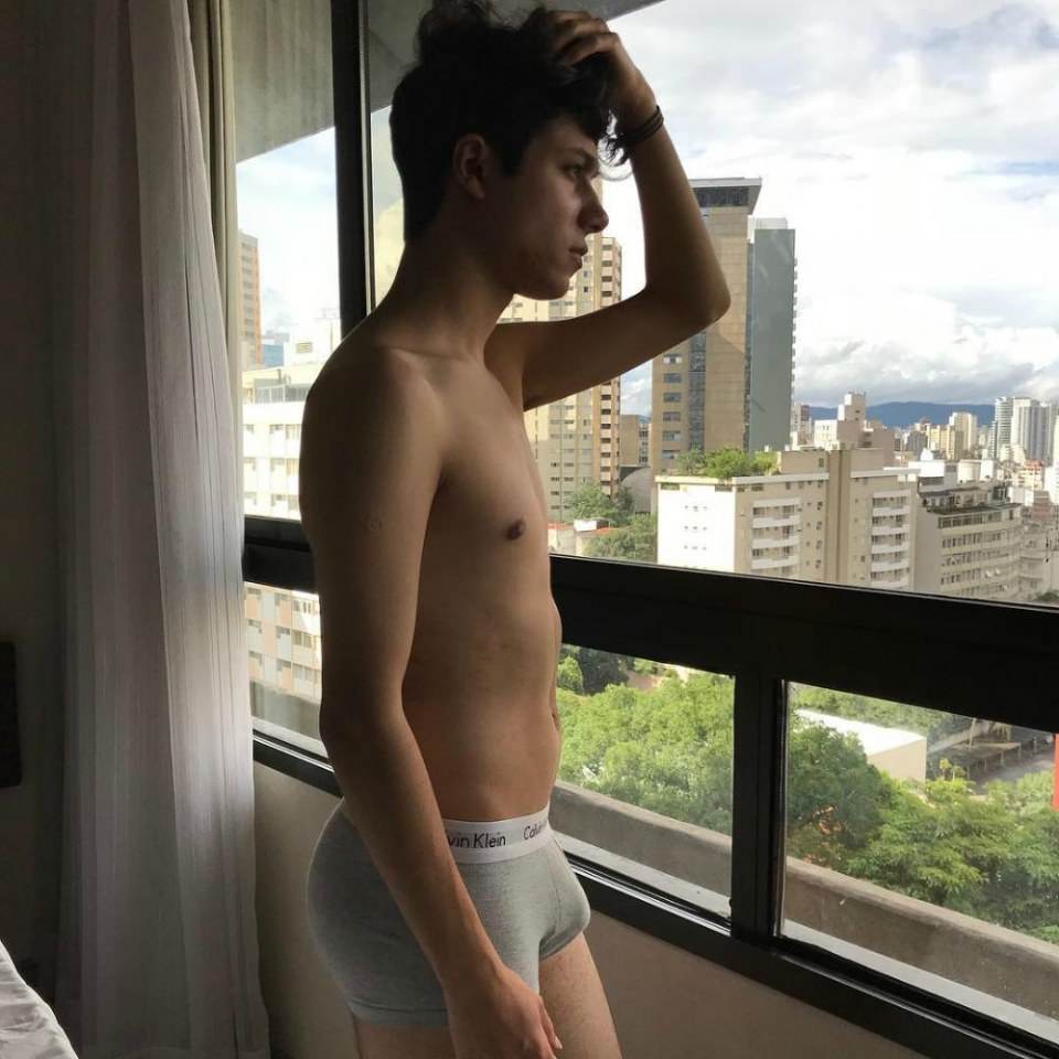 Hot guy in underwear 313