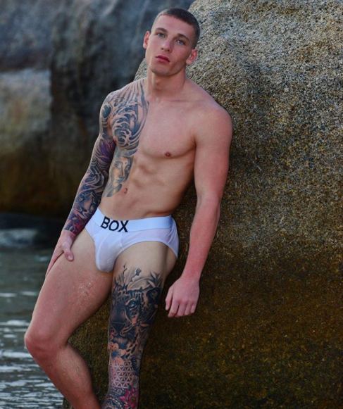Hot guy in underwear 313