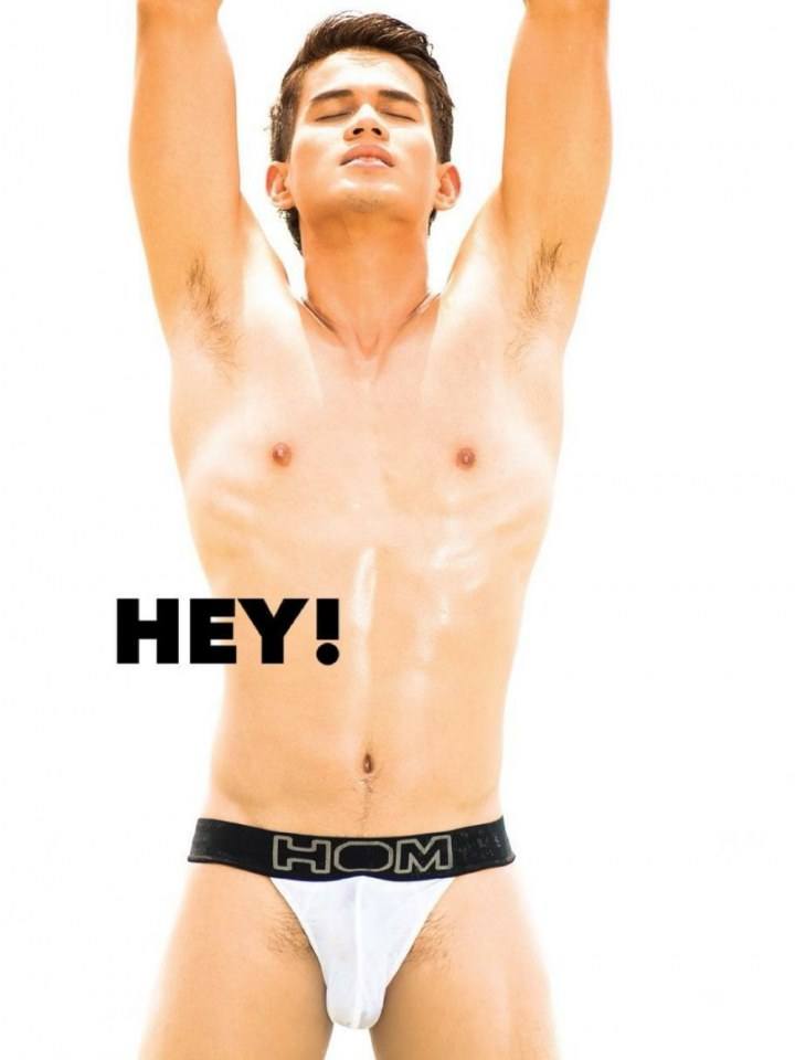 hot male 426 (18+)