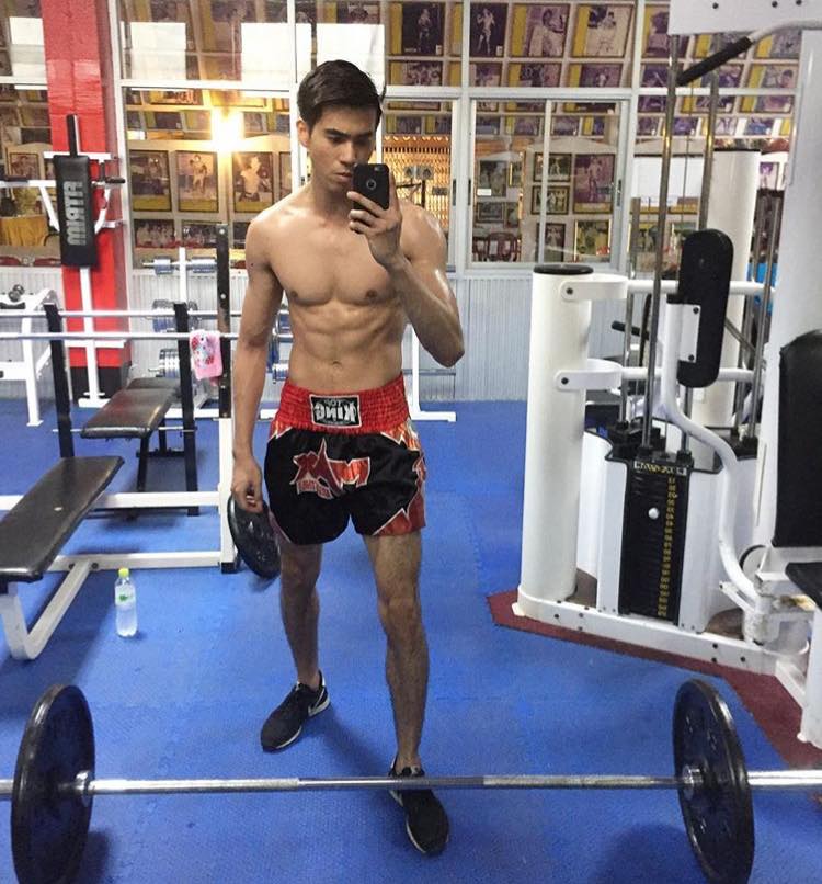 ครูสอนฟันดาบแซ่บเวอร์