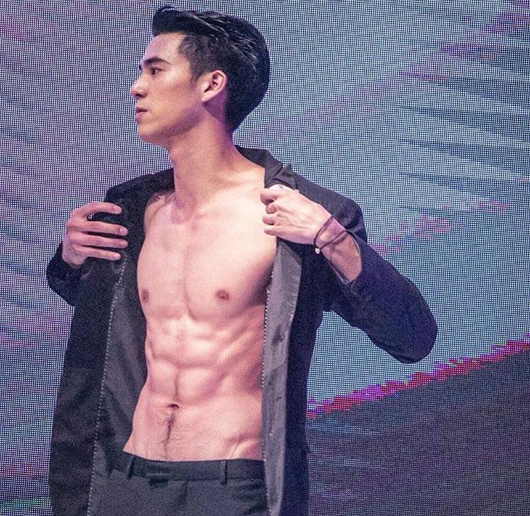 ครูสอนฟันดาบแซ่บเวอร์