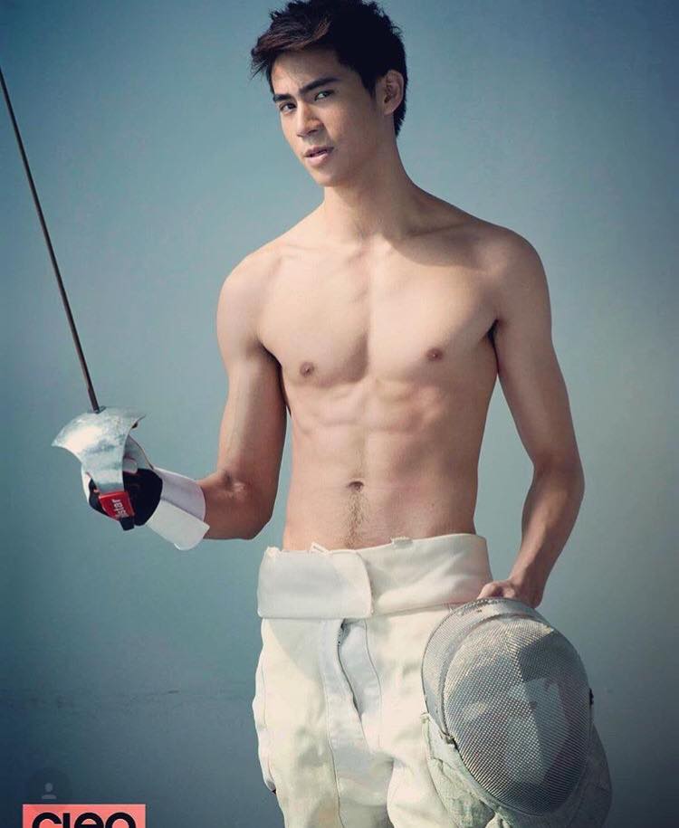ครูสอนฟันดาบแซ่บเวอร์