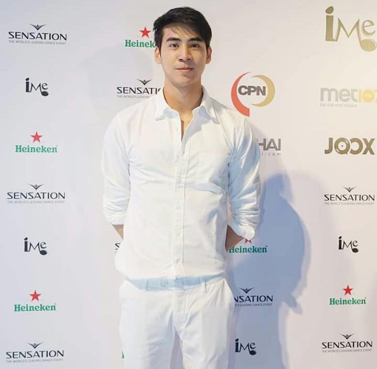 ครูสอนฟันดาบแซ่บเวอร์