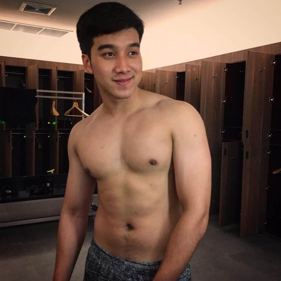 น้องก๊อต นักแสดงจากซีรีส์รักเเลนดิ้ง