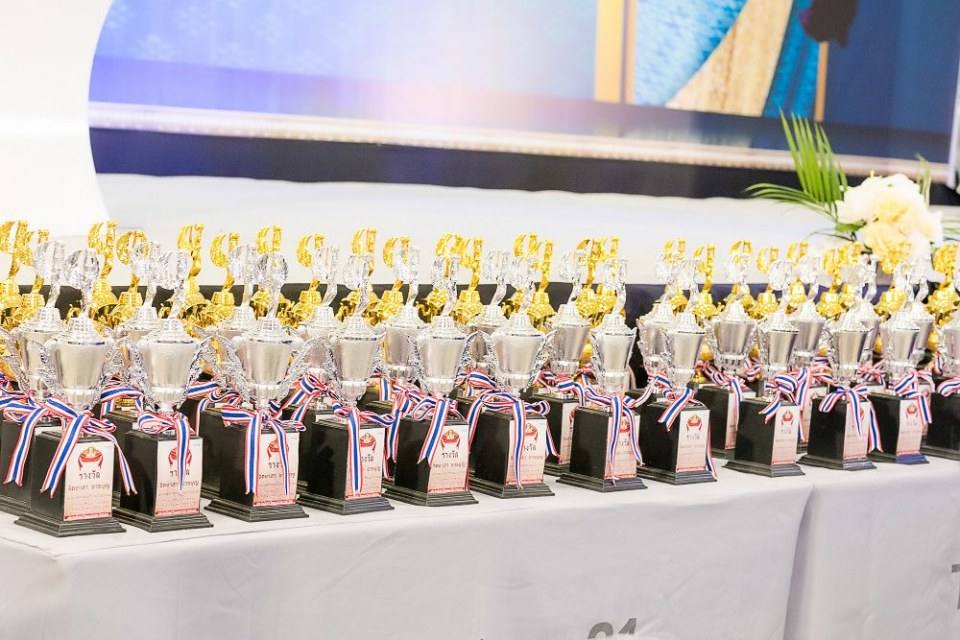 ราตรีผ้าไหม สายใยแห่งรัก คลับ ลิตเติ้ลคิดส์ ไทยแลนด์ สอนการแสดงโคราช