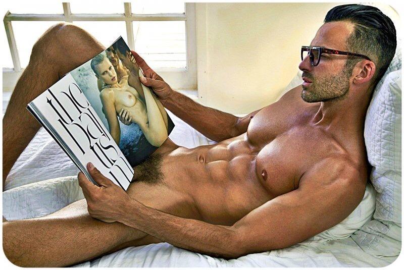hot male 435 (18+)
