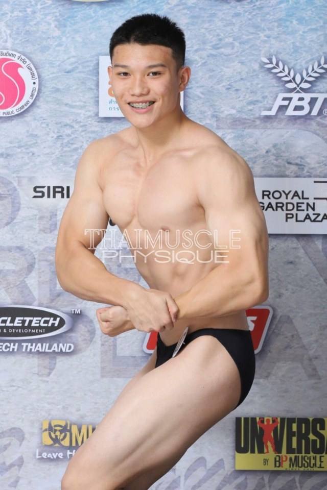 กล้ามขาวจั๊วะๆ
