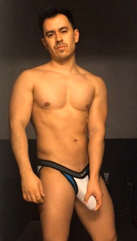 Hot guy in underwear 314