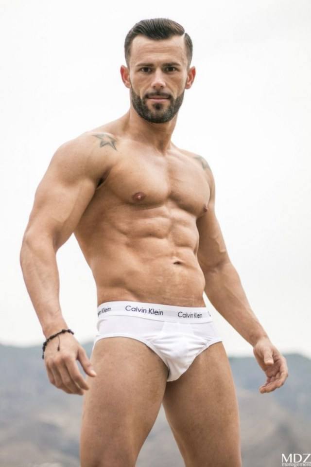 Hot guy in underwear 314