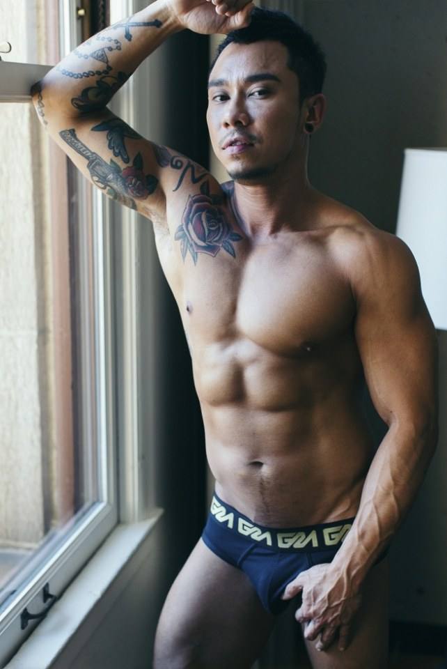 Hot guy in underwear 314