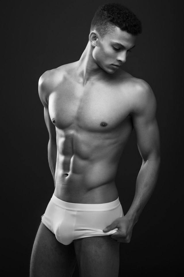 Hot guy in underwear 314