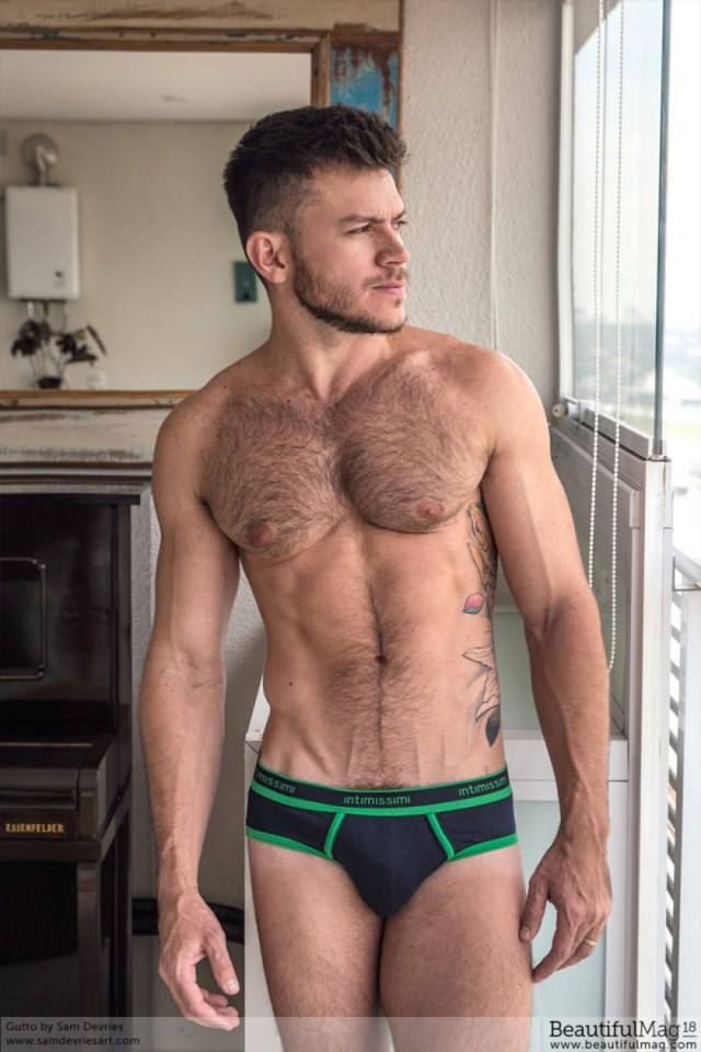 Hot guy in underwear 314
