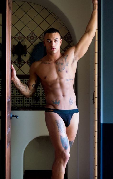 Hot guy in underwear 316