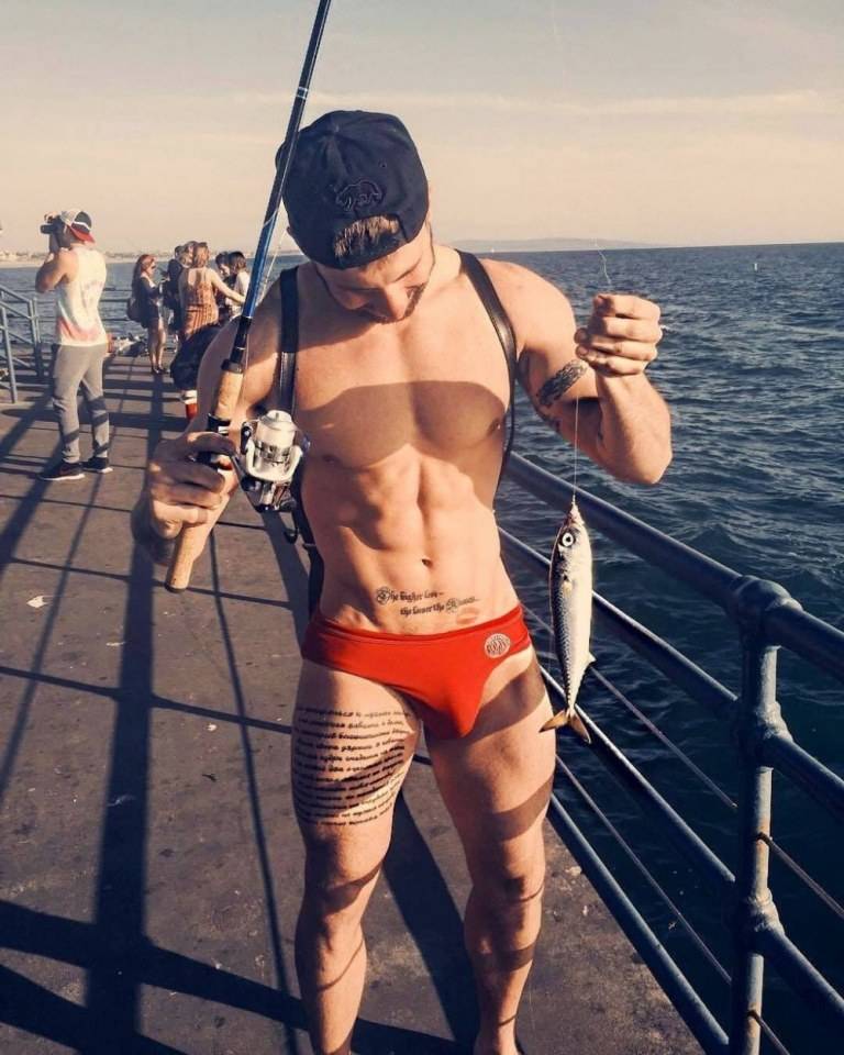 Hot guy in underwear 316