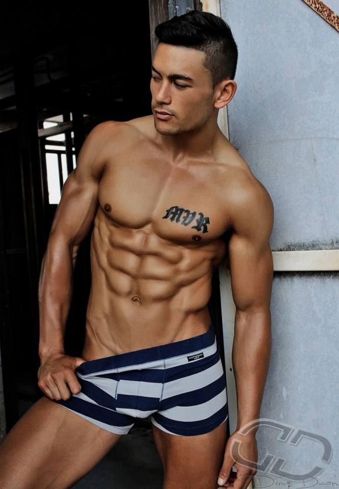 Hot guy in underwear 316