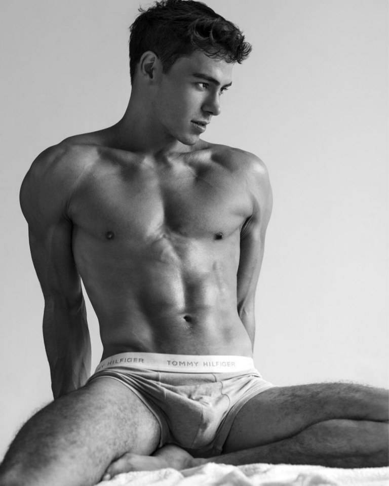 Hot guy in underwear 316