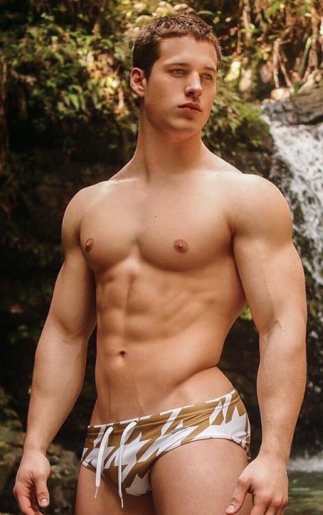 Hot guy in underwear 316