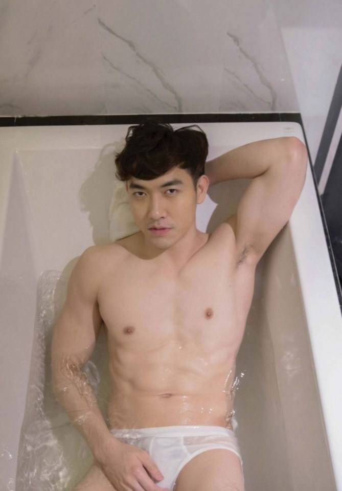 สามีก็จะขาวๆหน่อย