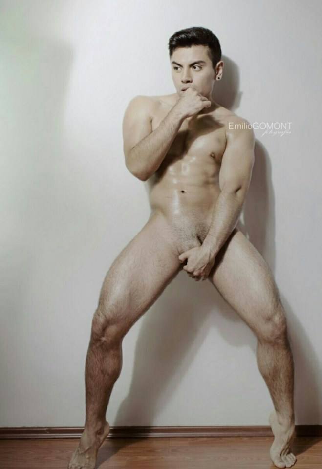 hot male 438 (18+)
