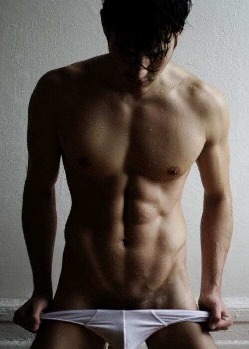 hot male 439 (18+)