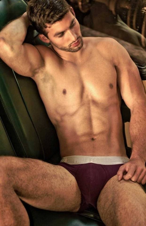Hot guy in underwear 318