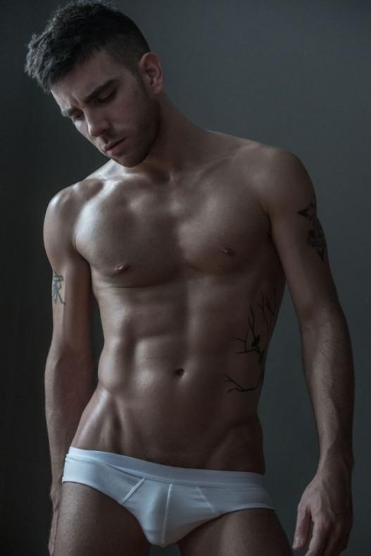 Hot guy in underwear 318