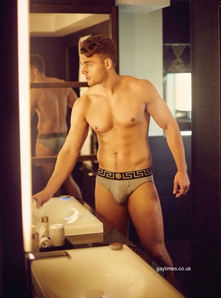 Laurence Hulse จาก warwick rowers