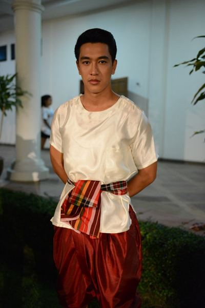 กอล์ฟ - อนุวัฒน์ ชิมลางร้องเพลงฉ่อย ในละคร&ldquo;เขยผู้ใหญ่ สะใภ้กำนัน&rdquo;