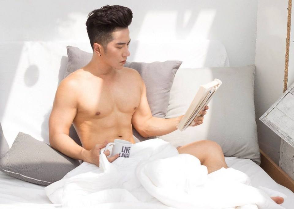 สามีหล่อล่ำ