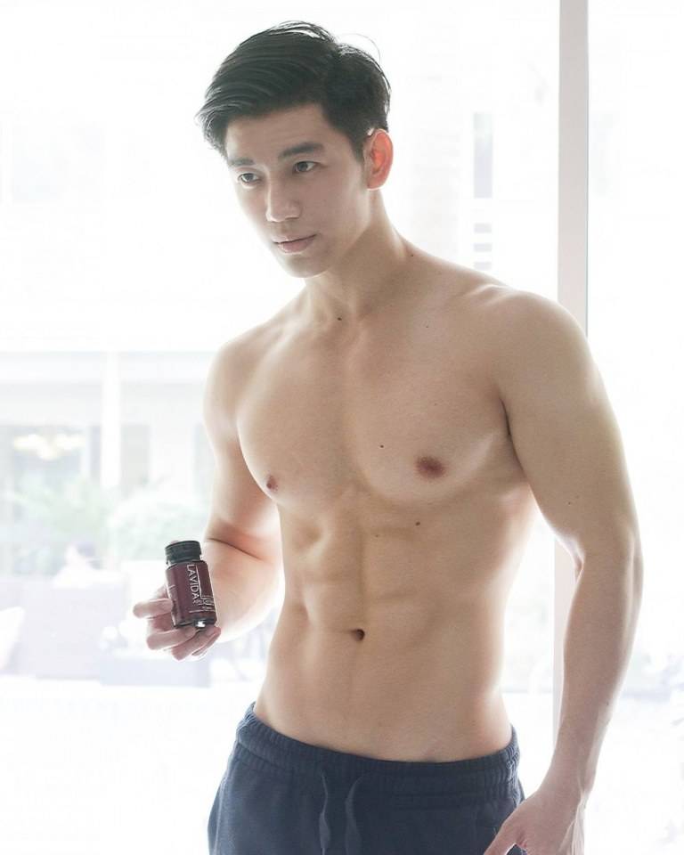 สามีหล่อล่ำ