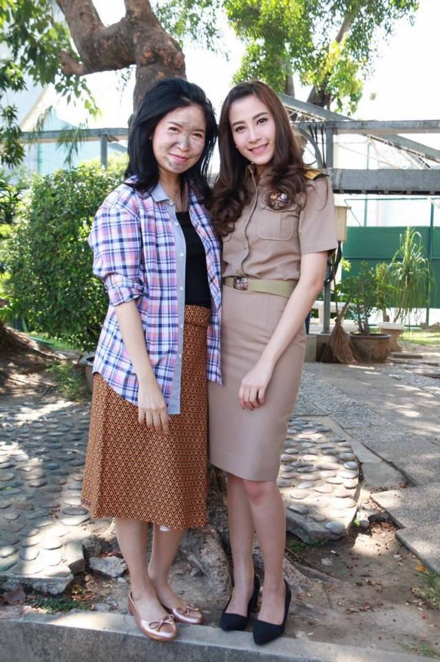 หนูแดง "เขยผู้ใหญ่ สะใภ้กำนัน" บุกฝนฟ้าอากาศ คืนนี้ !!!!