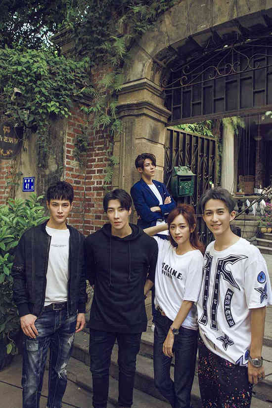 大鼻子情圣Cyrano Agency (2018)