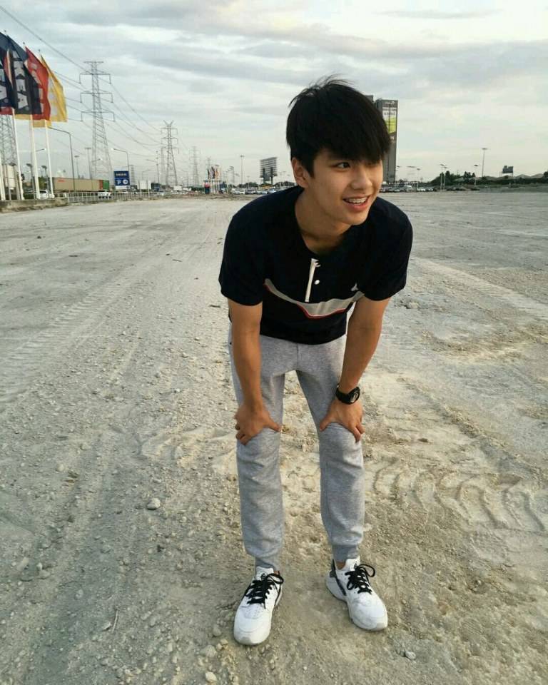 โอม ภวัต