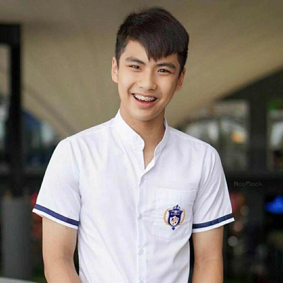 โอม ภวัต