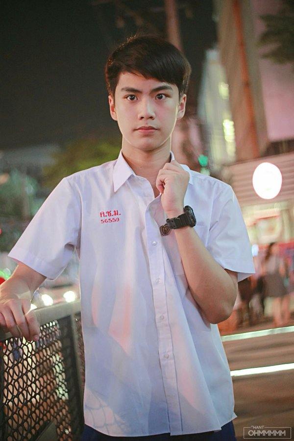 โอม ภวัต