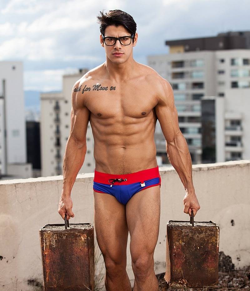 Hot guy in underwear 321